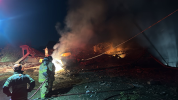 Explosão atinge galpão em Nova Iguaçu