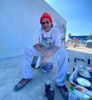 Artista visual lança livro sobre trajetória do graffiti na quinta-feira, em Volta Redonda