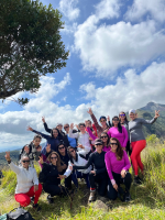 Guia de Petrópolis transforma trilhas na Serra dos Órgãos em experiências de bem-estar e acolhimento