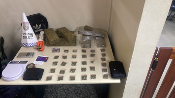 Dois homens foram presos com mais de 4 kg de maconha, em Paraty