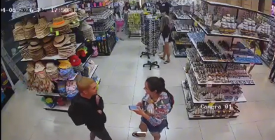 Câmeras flagram casal furtando óculos em loja de Arraial do Cabo