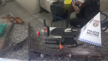 Homem é preso após ameaçar duas mulheres com arma em Rio Claro