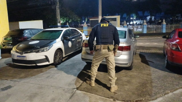 Homem é detido por apropriação indébita de veículo na Via Dutra, em Barra Mansa