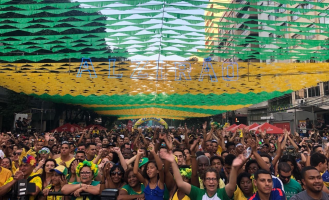 Gracyanne Barbosa será coroada Rainha do Alzirão antes da estreia do Brasil na Copa neste sábado