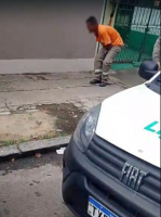 Funcionário da Light é ferido após carro da concessionária ser atingido por tiros no Lins 