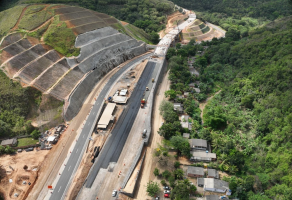 Desmonte de rochas na Serra das Araras é suspenso nesta quinta-feira 