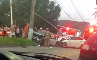 Acidente de trânsito deixa três feridos no Quitandinha, em Petrópolis