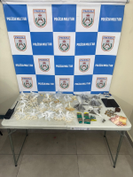 Jovem é preso por suspeita de tráfico de drogas em Volta Redonda