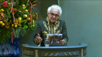 Escritor Milton Hatoum toma posse na Academia Brasileira de Letras