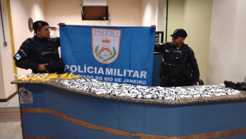 Mais de 500 porções de drogas são encontradas escondidas em caixa d'água em Paraíba do Sul
