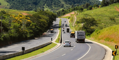 Policial militar é morto a tiros na BR-101, em Rio Bonito