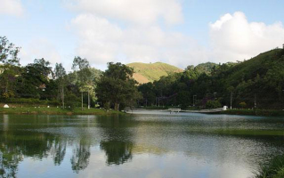 Corpo é encontrado em lago, em Miguel Pereira