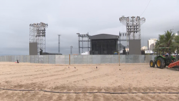 Mistério? Palco para o show da cantora Shakira é cercado por tapumes