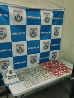 PM apreende mais de 300 pinos de cocaína em Volta Redonda